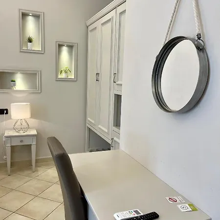 Terrazzo Del Borgo לינה וארוחת בוקר 4*