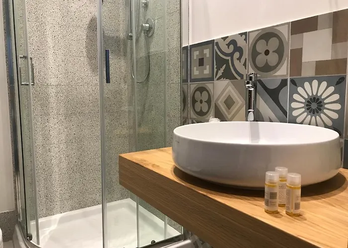 לינה וארוחת בוקר Terrazzo Del Borgo טרופאה