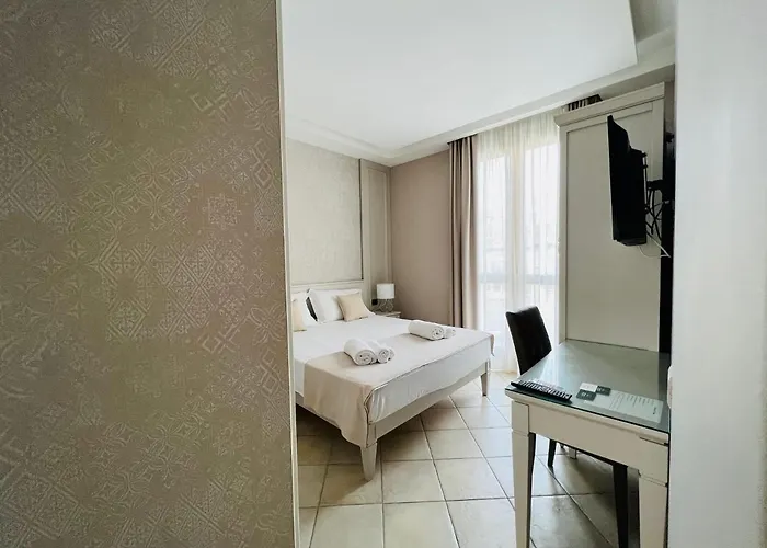 לינה וארוחת בוקר Terrazzo Del Borgo טרופאה