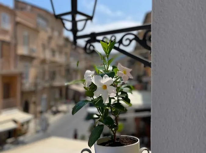 Terrazzo Del Borgo ベッド・アンド・ブレックファスト 4*